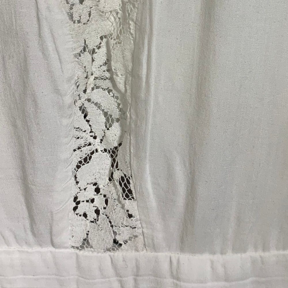 Open-Back High-Low Dress - Picture 4 of 8